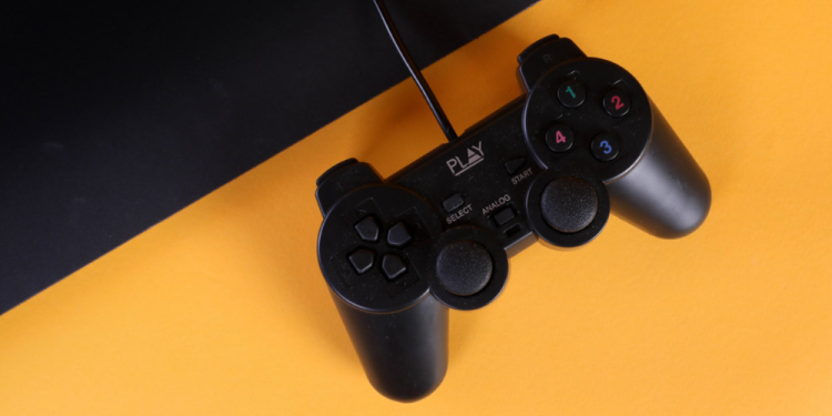 Elevate Your Mobile Gaming Experience with These Top 5 Must-Have Accessories